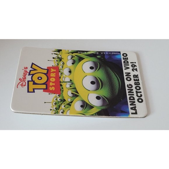 Toy Story Movie Release Promo Cardboard Pin Back Button Aliens Green Men Oct. 29 - Picture 4 of 5